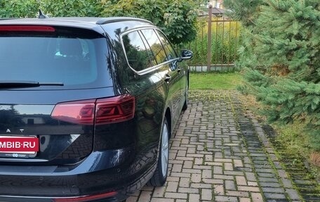 Volkswagen Passat B8 рестайлинг, 2019 год, 1 680 000 рублей, 4 фотография