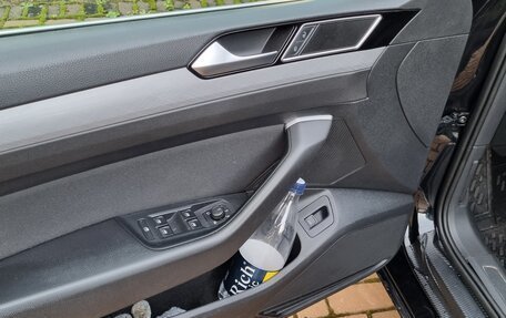 Volkswagen Passat B8 рестайлинг, 2019 год, 1 680 000 рублей, 11 фотография