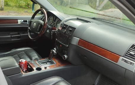 Volkswagen Touareg III, 2003 год, 450 000 рублей, 9 фотография