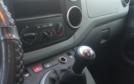 Citroen Berlingo II рестайлинг, 2012 год, 689 000 рублей, 25 фотография