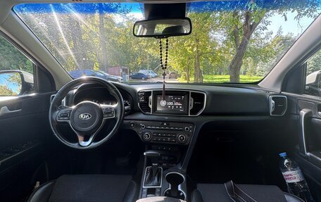 KIA Sportage IV рестайлинг, 2018 год, 1 820 000 рублей, 12 фотография