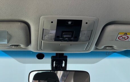 Toyota Land Cruiser Prado 150 рестайлинг 2, 2019 год, 3 695 000 рублей, 27 фотография