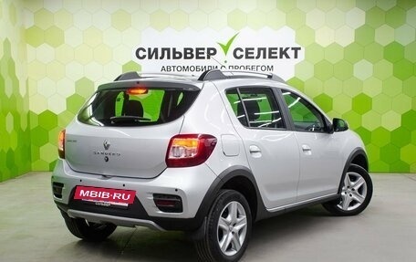 Renault Sandero II рестайлинг, 2017 год, 1 250 000 рублей, 2 фотография