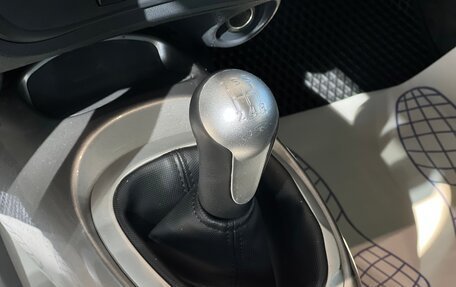 Nissan Juke II, 2013 год, 825 000 рублей, 23 фотография
