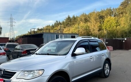 Volkswagen Touareg III, 2008 год, 1 200 000 рублей, 2 фотография