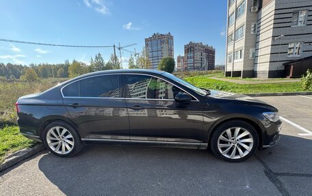 Volkswagen Passat B8 рестайлинг, 2017 год, 2 200 000 рублей, 15 фотография
