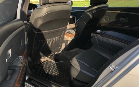 BMW 7 серия, 2004 год, 1 000 000 рублей, 28 фотография