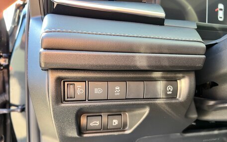 Toyota Camry, 2024 год, 4 000 000 рублей, 13 фотография