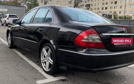 Mercedes-Benz E-Класс, 2007 год, 850 000 рублей, 3 фотография