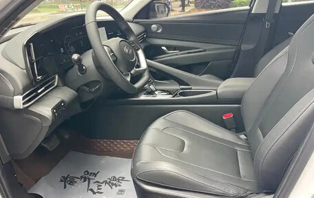 Hyundai Elantra, 2022 год, 1 400 222 рублей, 10 фотография