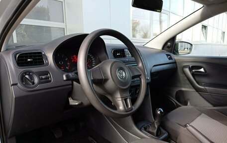 Volkswagen Polo VI (EU Market), 2013 год, 859 000 рублей, 5 фотография