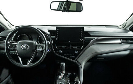 Toyota Camry, 2021 год, 3 249 000 рублей, 13 фотография