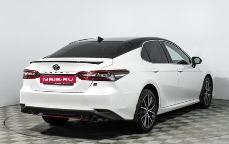 Toyota Camry, 2021 год, 3 249 000 рублей, 5 фотография