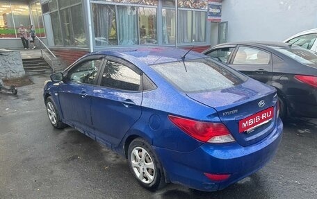 Hyundai Solaris II рестайлинг, 2012 год, 525 000 рублей, 4 фотография