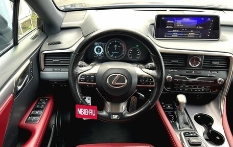 Lexus RX IV рестайлинг, 2018 год, 4 515 000 рублей, 18 фотография