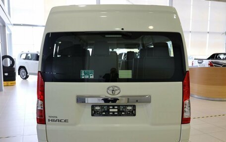 Toyota HiAce H300, 2022 год, 10 500 000 рублей, 6 фотография