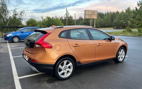 Volvo V40 Cross Country I, 2014 год, 1 550 000 рублей, 3 фотография