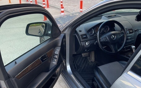 Mercedes-Benz C-Класс, 2008 год, 950 000 рублей, 6 фотография