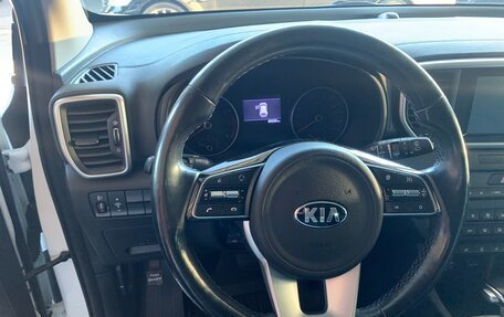 KIA Sportage IV рестайлинг, 2018 год, 1 900 000 рублей, 12 фотография