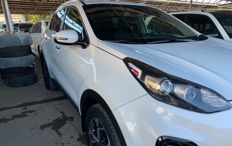 KIA Sportage IV рестайлинг, 2018 год, 1 900 000 рублей, 2 фотография