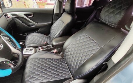 Hyundai Avante, 2010 год, 800 000 рублей, 7 фотография