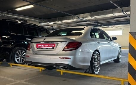 Mercedes-Benz E-Класс, 2018 год, 2 585 000 рублей, 29 фотография