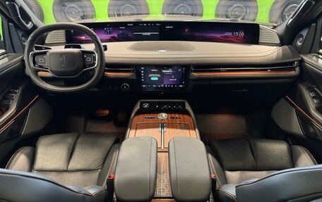 Lincoln Navigator, 2025 год, 20 700 000 рублей, 2 фотография