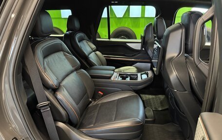 Lincoln Navigator, 2025 год, 20 700 000 рублей, 17 фотография
