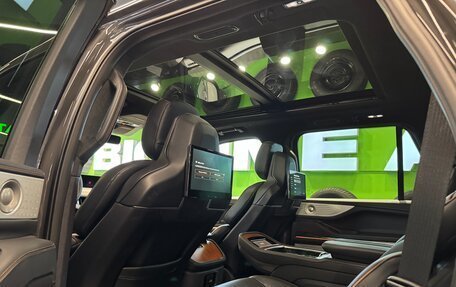 Lincoln Navigator, 2025 год, 20 700 000 рублей, 22 фотография