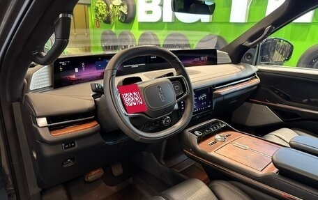 Lincoln Navigator, 2025 год, 20 700 000 рублей, 23 фотография