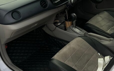 Honda Insight II рестайлинг, 2009 год, 650 000 рублей, 9 фотография