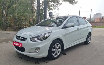 Hyundai Solaris II рестайлинг, 2012 год, 820 000 рублей, 1 фотография