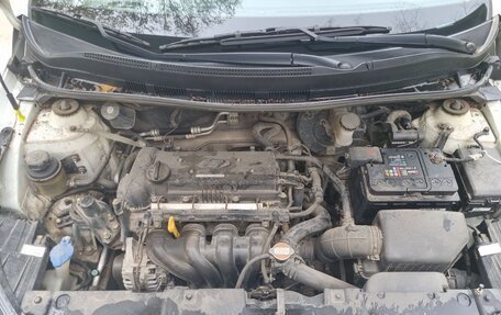 Hyundai Solaris II рестайлинг, 2012 год, 820 000 рублей, 16 фотография
