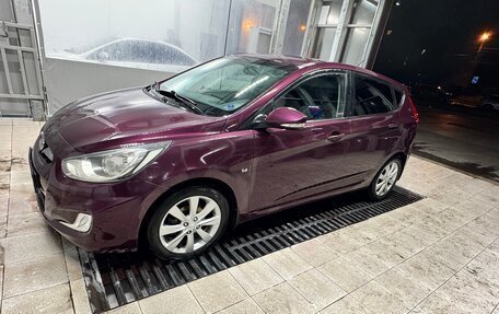 Hyundai Solaris II рестайлинг, 2013 год, 849 000 рублей, 5 фотография