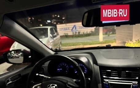 Hyundai Solaris II рестайлинг, 2013 год, 849 000 рублей, 13 фотография