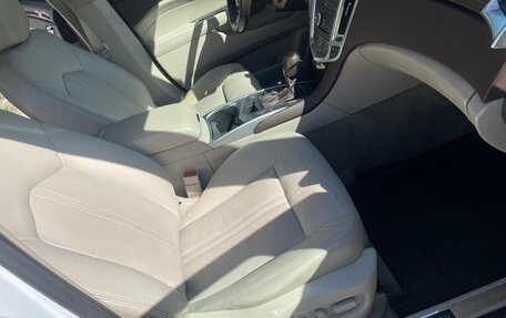 Cadillac SRX II рестайлинг, 2012 год, 1 255 000 рублей, 15 фотография