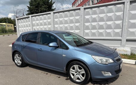 Opel Astra J, 2010 год, 700 000 рублей, 10 фотография