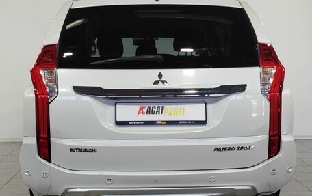 Mitsubishi Pajero Sport III рестайлинг, 2018 год, 2 650 000 рублей, 6 фотография