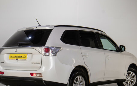 Mitsubishi Outlander III рестайлинг 3, 2013 год, 1 169 000 рублей, 5 фотография