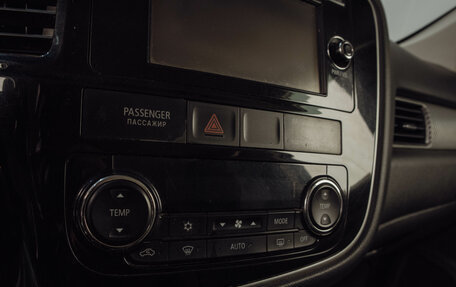 Mitsubishi Outlander III рестайлинг 3, 2013 год, 1 169 000 рублей, 16 фотография