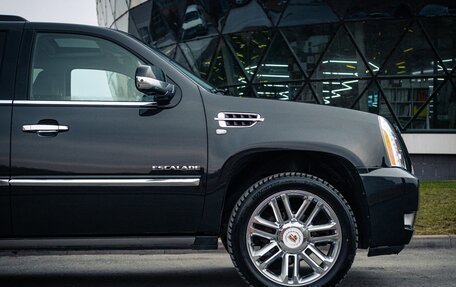 Cadillac Escalade III, 2012 год, 2 650 000 рублей, 10 фотография