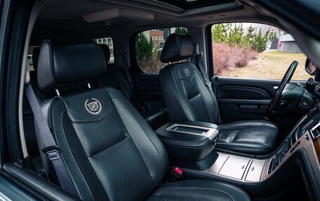 Cadillac Escalade III, 2012 год, 2 650 000 рублей, 17 фотография