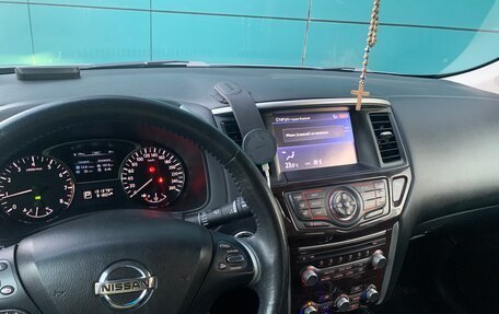 Nissan Pathfinder, 2014 год, 1 900 000 рублей, 6 фотография