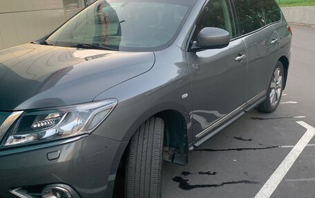Nissan Pathfinder, 2014 год, 1 900 000 рублей, 9 фотография