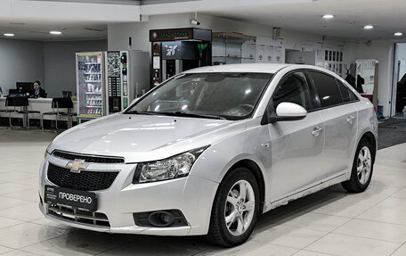 Chevrolet Cruze II, 2010 год, 450 000 рублей, 5 фотография