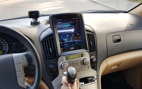 Hyundai Grand Starex Grand Starex I рестайлинг 2, 2010 год, 1 800 000 рублей, 6 фотография