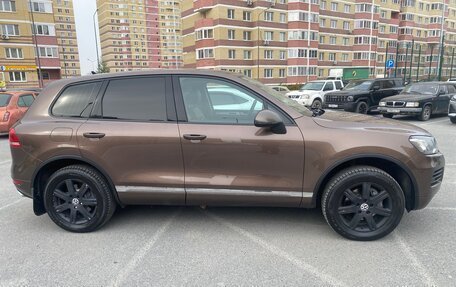 Volkswagen Touareg III, 2013 год, 1 690 000 рублей, 3 фотография