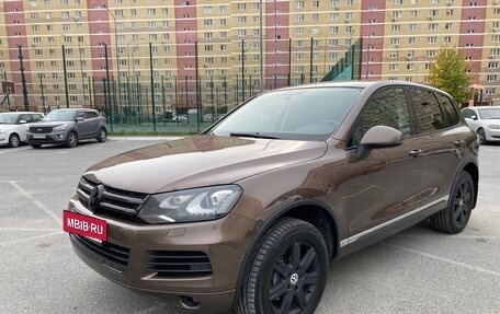 Volkswagen Touareg III, 2013 год, 1 690 000 рублей, 10 фотография