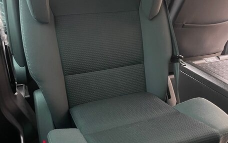 Volkswagen Multivan T5, 2010 год, 2 500 000 рублей, 35 фотография