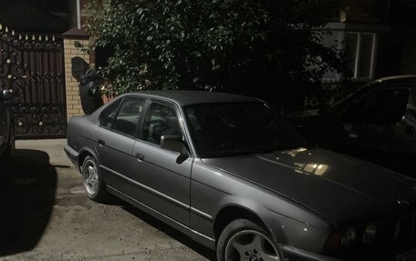 BMW 5 серия, 1989 год, 350 000 рублей, 3 фотография